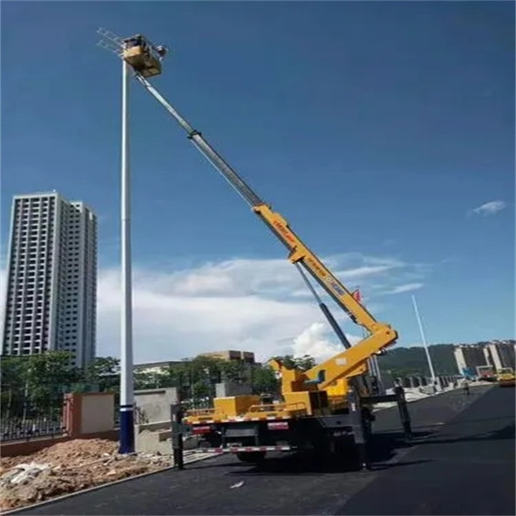 东方维修路灯的曲臂升降车出租