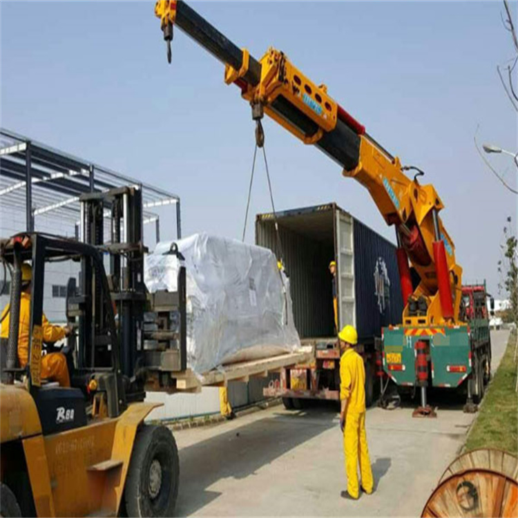 东方专业随车吊出租电话