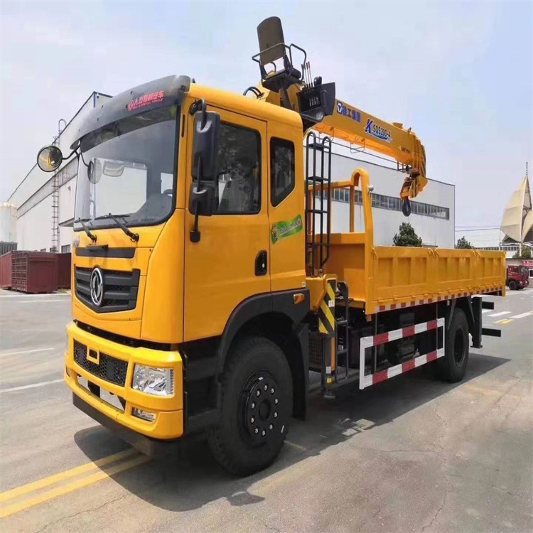 东方附近找一辆随车吊出租